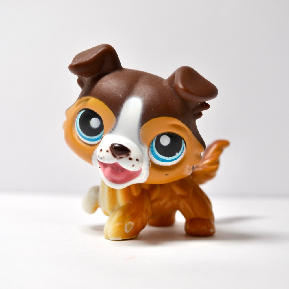 Littlest Pet Shop Authentic # 237 Brown Tan Collie Dog Blue Eyes Freckles